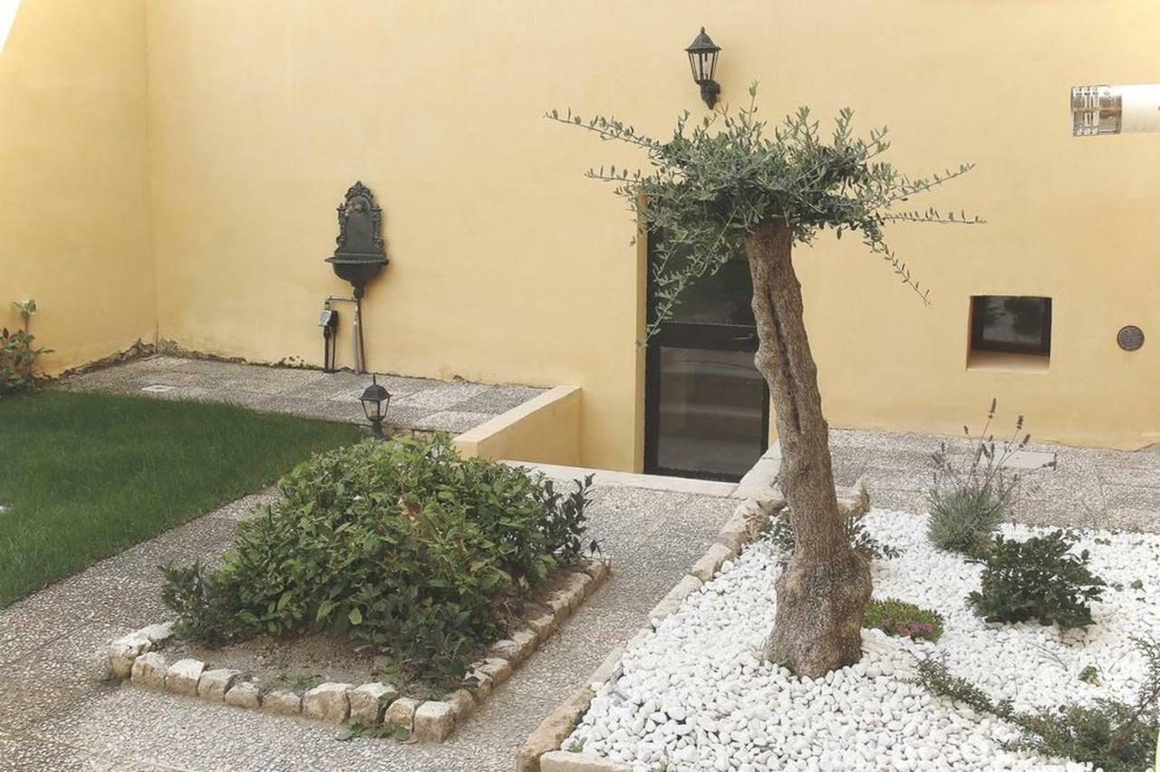 Le Dimore Di San Domenico Affittacamere LʼAquila Extérieur photo